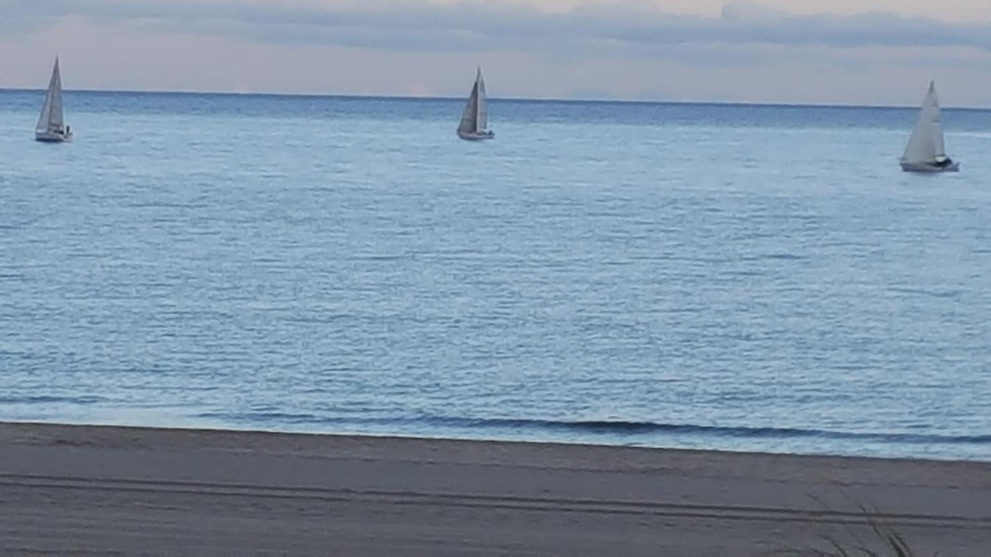Chambres D'Hotes Un Ete Sans Fin A 50 M De La Plage A Canet Plage Buitenkant foto